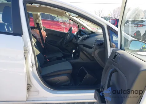 2019 Ford Fiesta S z USA, uszkodzony, nr VIN 3FADP4AJ6KM139289